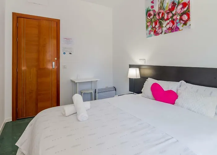 Ayz Javier Cabrini - Auto Check-In Property